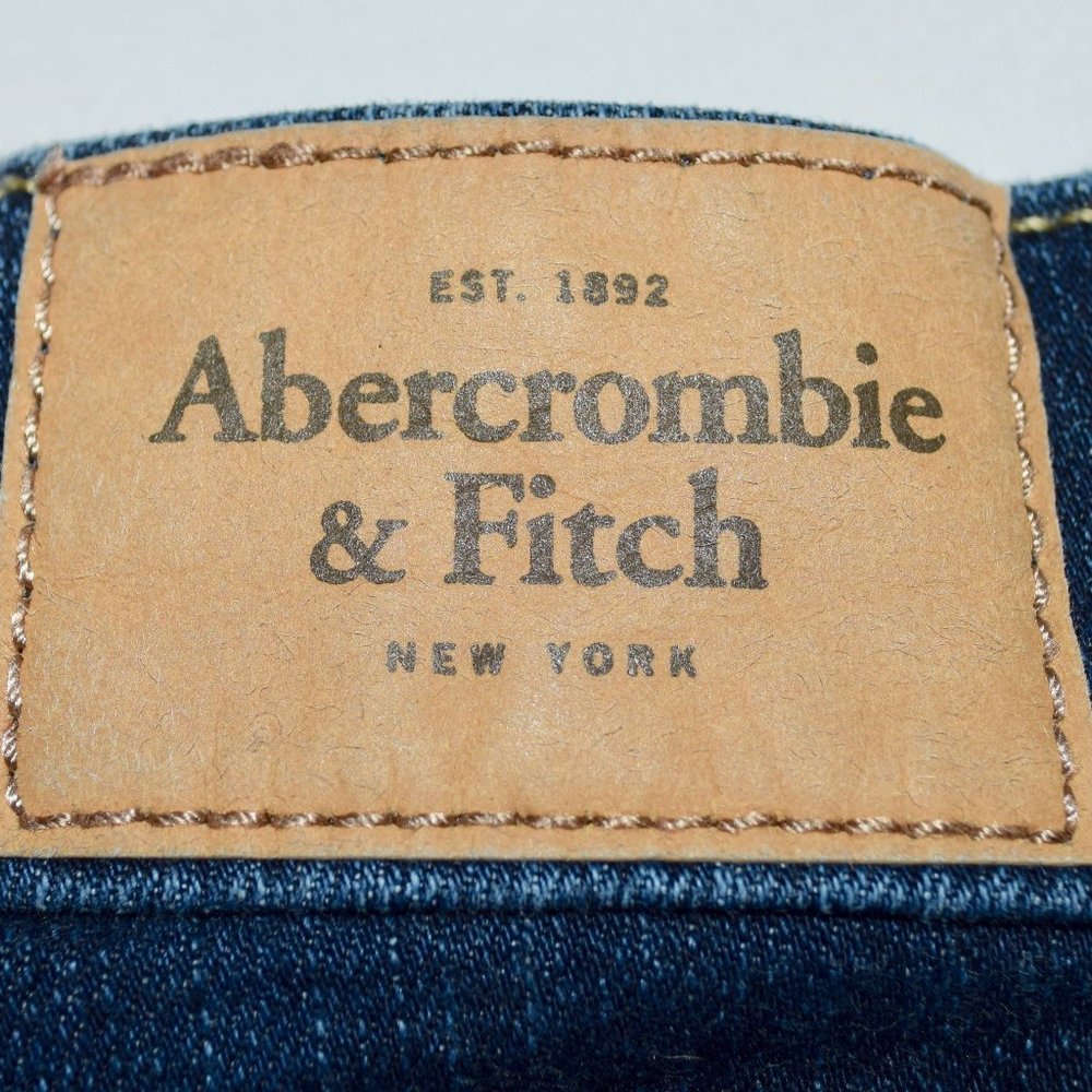 Abercrombie & Fitch Cuffed Denim Jean Shorts - Size 2 - 26 Waist - Picture 6 of 10